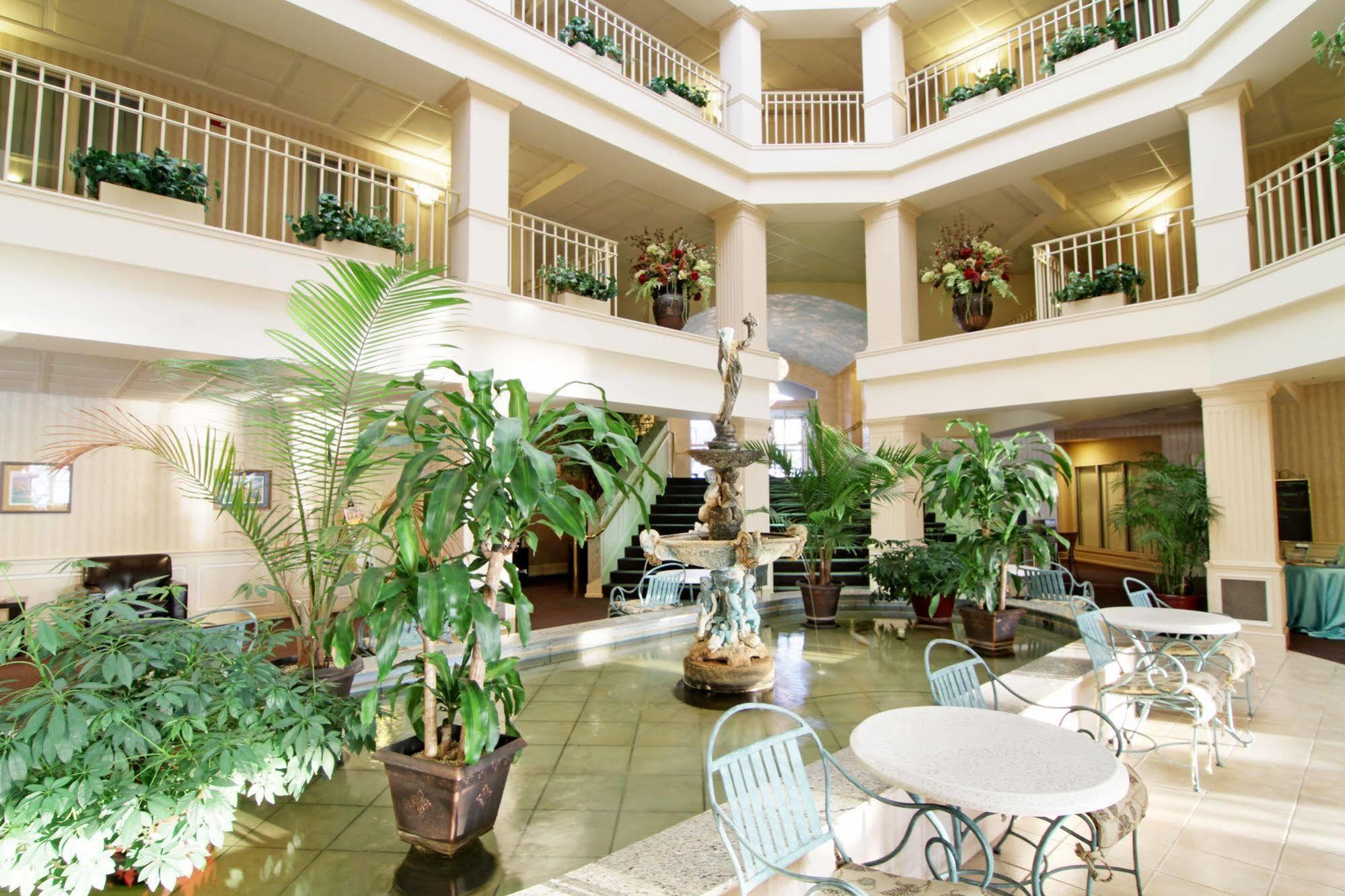 Bella Vista Suites Lake Geneva Εξωτερικό φωτογραφία
